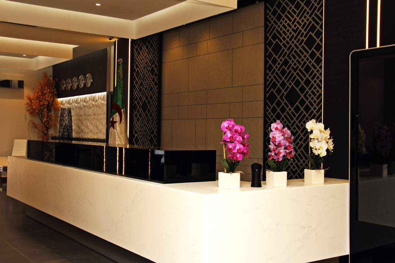 Le Pacha Hotel Oran Exterior foto